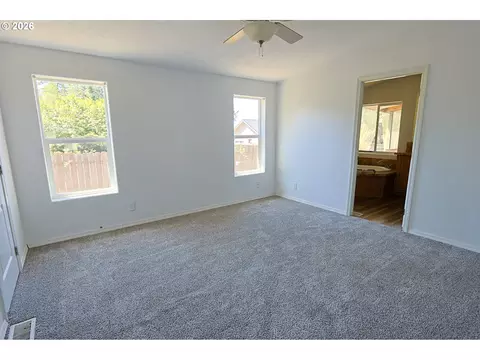 64608 E Bay Rd, North Bend, OR 97459 photo 22