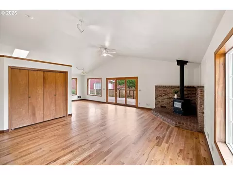 Living - 36435 Devitt Rd, Blodgett, OR 97326 photo 1 of 3