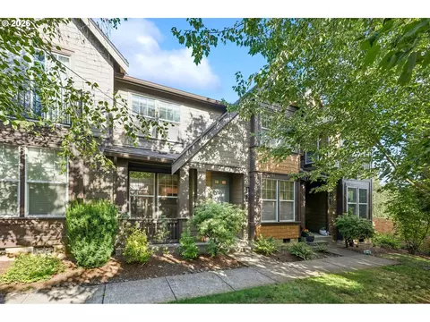 7236 NE Stoneybrook St, Hillsboro, OR 97124