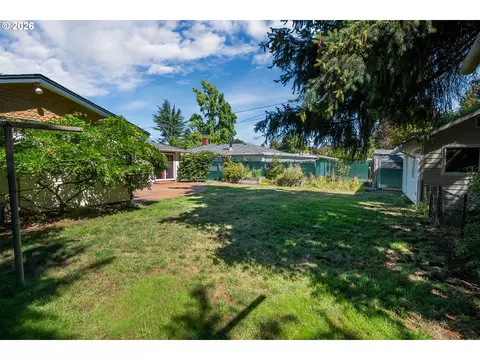 1807 Milo Way, Eugene, OR 97404 photo 33