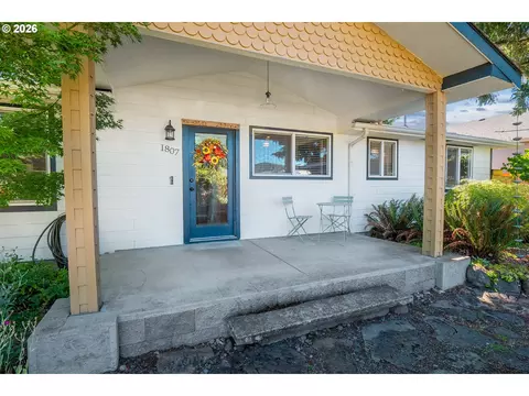 1807 Milo Way, Eugene, OR 97404 photo 27