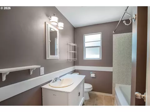 1807 Milo Way, Eugene, OR 97404 photo 26