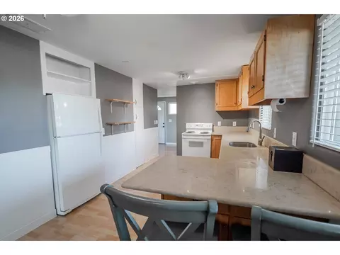 1807 Milo Way, Eugene, OR 97404 photo 10