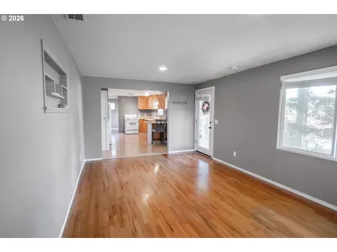 1807 Milo Way, Eugene, OR 97404 photo 4