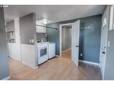 1807 Milo Way, Eugene, OR 97404 photo 11