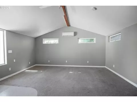 1807 Milo Way, Eugene, OR 97404 photo 12