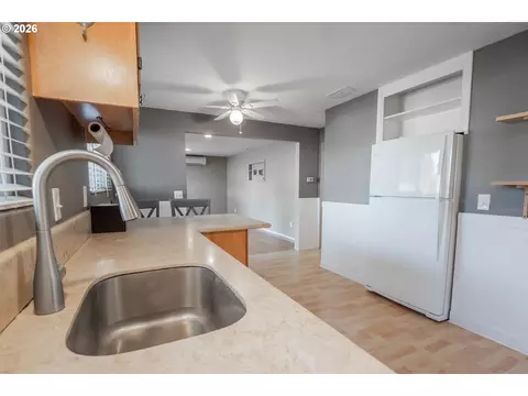1807 Milo Way, Eugene, OR 97404 photo 9