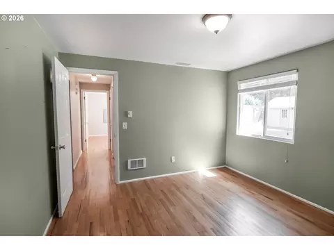 1807 Milo Way, Eugene, OR 97404 photo 25
