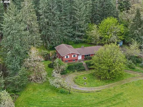 View/Area - 28974 Gimpl Hill Rd, Eugene, OR 97402 photo 1 of 7