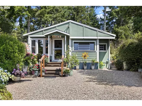 Other - 252 Outer Dr, Florence, OR 97439 photo 1 of 6