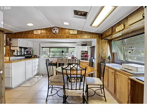 Dining - 252 Outer Dr, Florence, OR 97439 photo 1 of 2