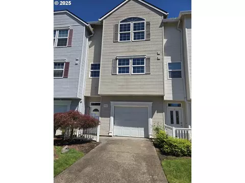 19903 SW Poplarwood Pl #10, Tualatin, OR 97062
