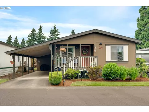 835 SE 1st Ave #23, Canby, OR 97013