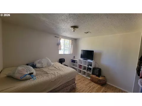 Bedroom - 261 SE Darrell Ave, Winston, OR 97496 photo 1 of 2