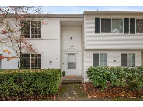 13020 SW 17th St, Beaverton, OR 97008
