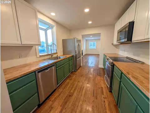 590 Cedar St, Elgin, OR 97827 photo 4