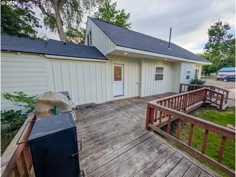 590 Cedar St, Elgin, OR 97827 photo 24