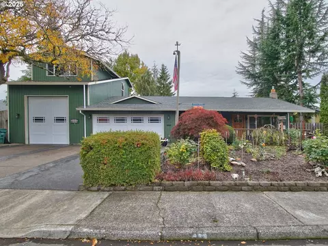 876 NE Hood St, Hillsboro, OR 97124