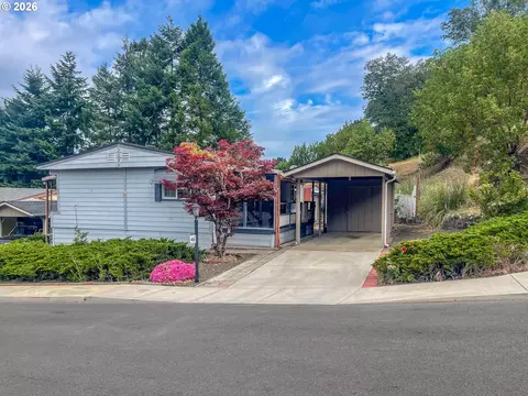 46 NE Mary Ann Ln, Roseburg, OR 97470