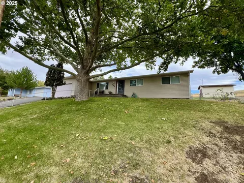 185 Rock St, Heppner, OR 97836