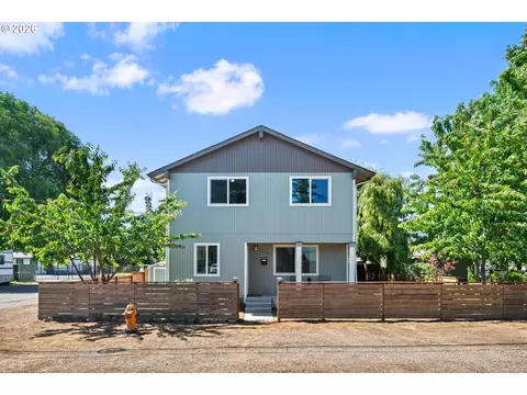 6156 SE Lexington St, Portland, OR 97206