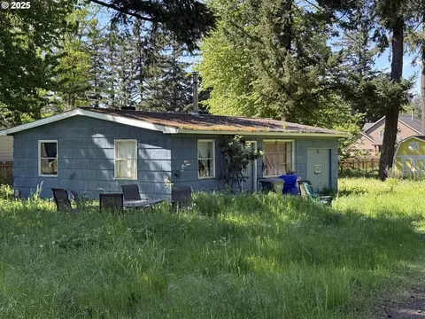 8615 SE Clatsop St, Portland, OR 97266