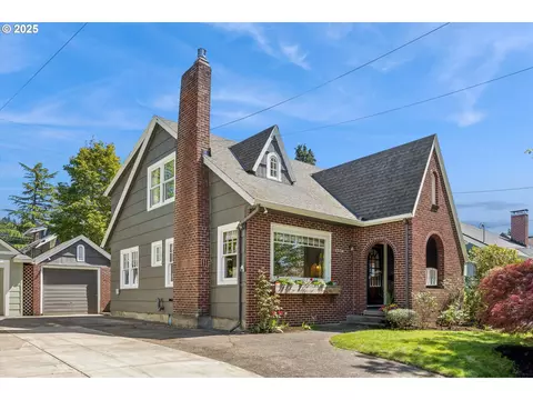 1534 SE 59th Ave, Portland, OR 97215