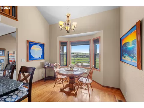 Dining - 33551 E Progress Rd, Hermiston, OR 97838 photo 2 of 4