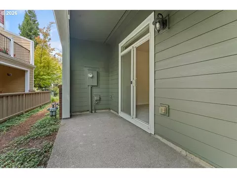 Exterior - 876 NW Council Dr, Gresham, OR 97030 photo 2 of 3