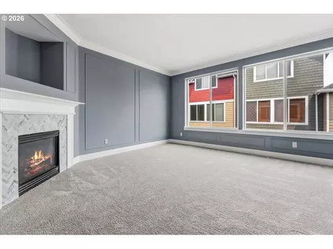Living - 876 NW Council Dr, Gresham, OR 97030 photo 3 of 5