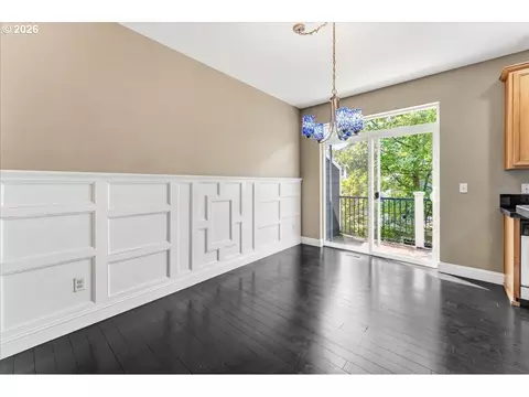 Dining - 876 NW Council Dr, Gresham, OR 97030 photo 1 of 1