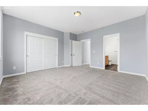Bedroom - 876 NW Council Dr, Gresham, OR 97030 photo 6 of 6