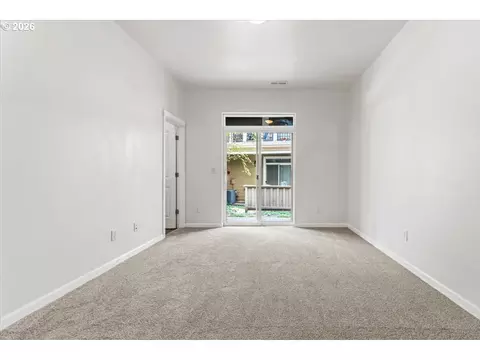 Living - 876 NW Council Dr, Gresham, OR 97030 photo 2 of 5