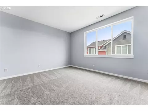 Bedroom - 876 NW Council Dr, Gresham, OR 97030 photo 4 of 6