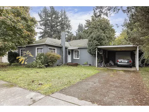 307 Sherman St, Amity, OR 97101