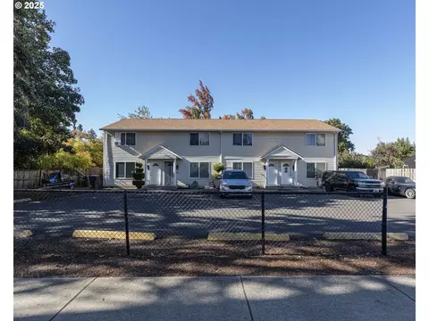 749 N Front St, Woodburn, OR 97071