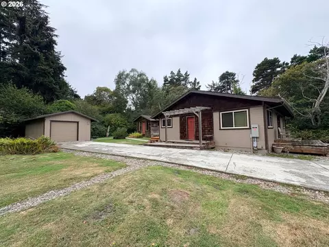 87682 Bill Creek Ln, Bandon, OR 97411