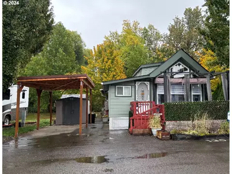 28800 Salmon River Hwy, Grand Ronde, OR 97347
