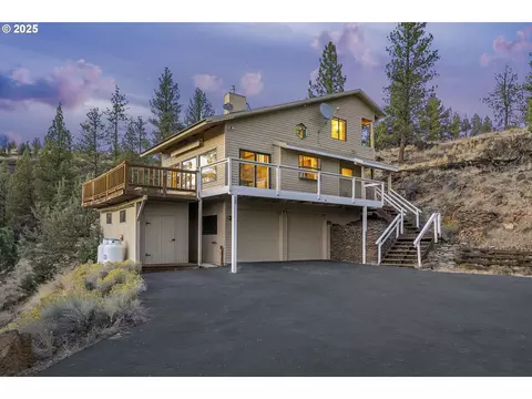 16966 Canyon Crest Dr, Sisters, OR 97759