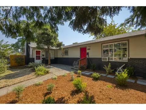 6904 SE Long St, Portland, OR 97206