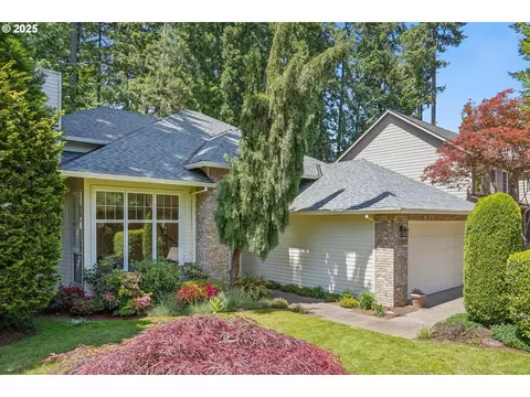 7770 SW Kingfisher Way, Durham, OR 97224