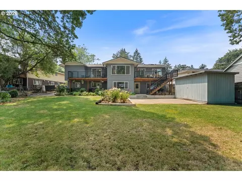 Exterior - 16540 Nottingham Dr, Gladstone, OR 97027 photo 5 of 6