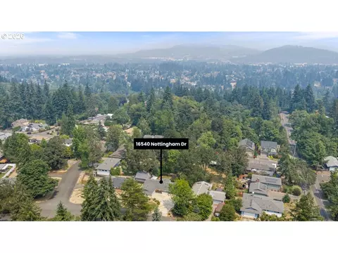 View/Area - 16540 Nottingham Dr, Gladstone, OR 97027 photo 2 of 2