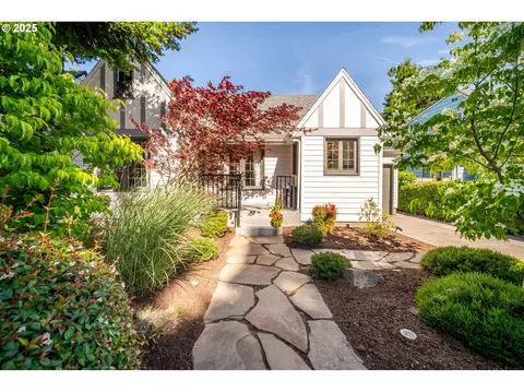6406 N Michigan Ave, Portland, OR 97217