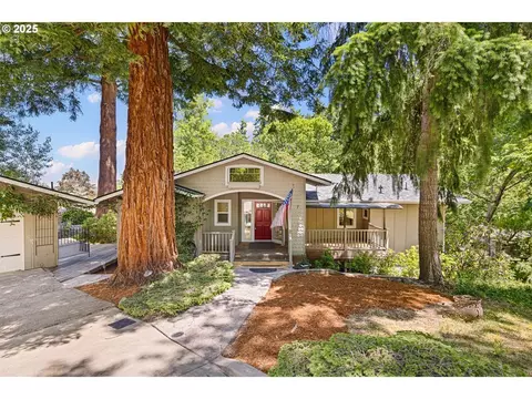 2977 Ingalls Way, Eugene, OR 97405