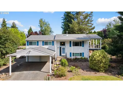 44505 SW Knight Rd, Gaston, OR 97119
