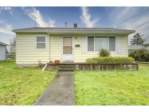 1924 Tualatin St, Saint Helens, OR 97051