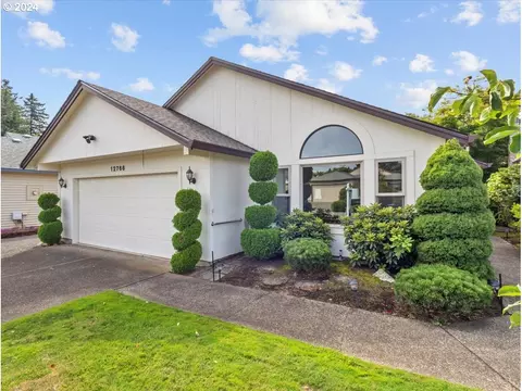12766 SW Dickson St, Tigard, OR 97224