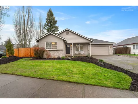 3130 N Meridian St, Newberg, OR 97132