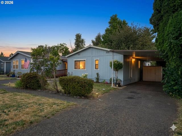 18780 Central Point Rd #7, Oregon City, OR 97045